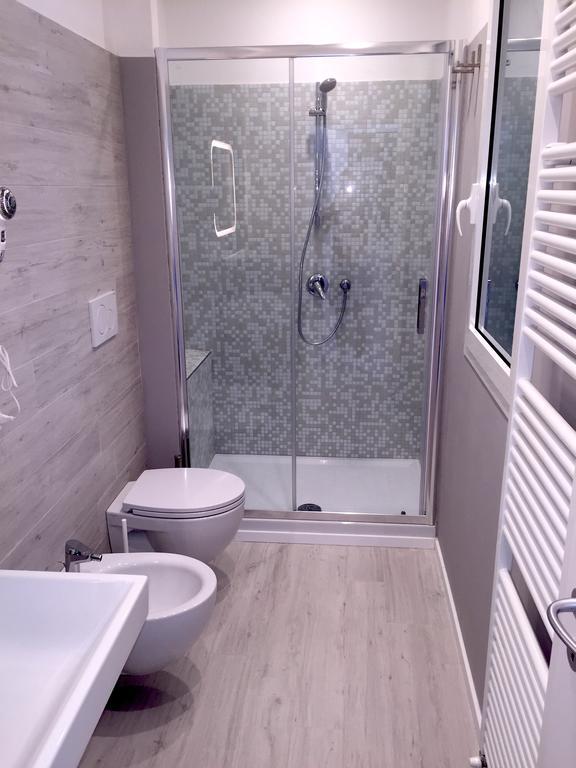 Duomo Inn Milán Habitación foto